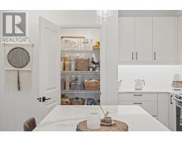 45 - 3900 SAVOY STREET - 8