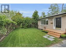 30 BASELINE ROAD E - 2