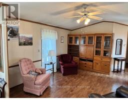 10 - 200 AGNES STREET - 7