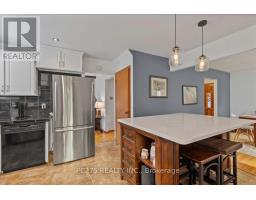 184 FORESTWOOD DRIVE - 19