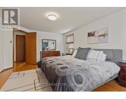 184 FORESTWOOD DRIVE - 32
