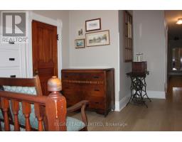 49 HINCKS STREET - 29