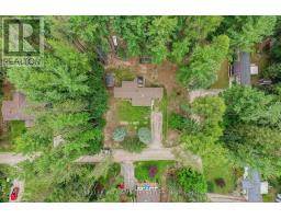 202 CHESTNUT DRIVE - 43