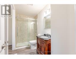 20 FAIRCHILD CRESCENT - 15
