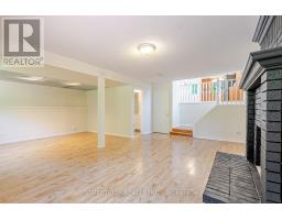 20 FAIRCHILD CRESCENT - 25