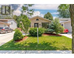 20 FAIRCHILD CRESCENT - 33