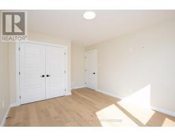 88 OPTIMIST DRIVE - 19