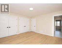 88 OPTIMIST DRIVE - 21