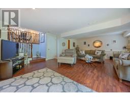 33 STONEYCREEK CRESCENT - 21