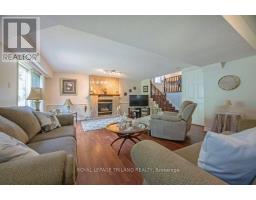 33 STONEYCREEK CRESCENT - 22
