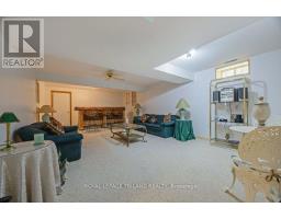 33 STONEYCREEK CRESCENT - 24