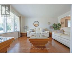 33 STONEYCREEK CRESCENT - 7