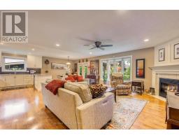 1058 FINCH DRIVE - 7