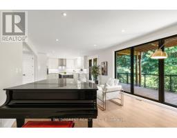 1287 DYER CRESCENT - 10