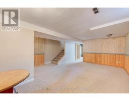 41 INVERARY ROAD - 24