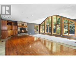 11 OTTER COURT - 13