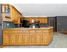 11 OTTER COURT - 18