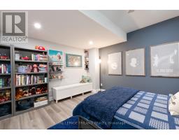 57 - 383 DAVENTRY WAY - 35