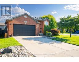 598 HARRIS CIRCLE - 8