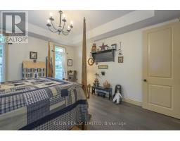 11 DORAL COURT - 31