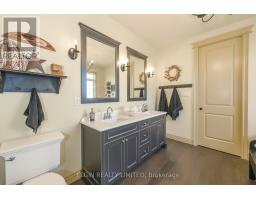11 DORAL COURT - 32