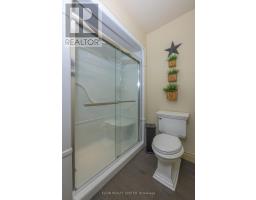 11 DORAL COURT - 39