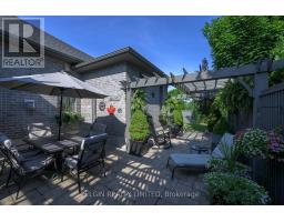 11 DORAL COURT - 8