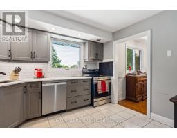 108 HIGHVIEW AVENUE W - 14