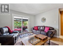 108 HIGHVIEW AVENUE W - 21