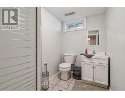 108 HIGHVIEW AVENUE W - 34