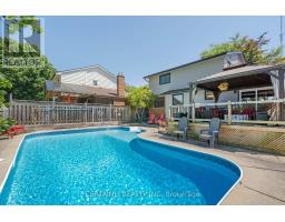 108 HIGHVIEW AVENUE W - 36