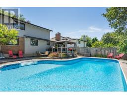 108 HIGHVIEW AVENUE W - 38