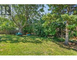 108 HIGHVIEW AVENUE W - 40