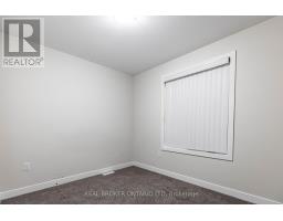 885 SARNIA ROAD - 11