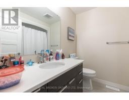 885 SARNIA ROAD - 13