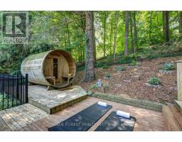 800 SPRINGBANK DRIVE - 10