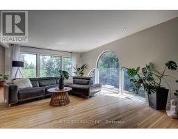 800 SPRINGBANK DRIVE - 23