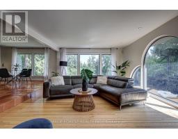 800 SPRINGBANK DRIVE - 24