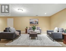 92 GLENDALE DRIVE - 16