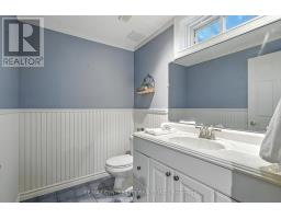 92 GLENDALE DRIVE - 19