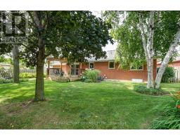 92 GLENDALE DRIVE - 26