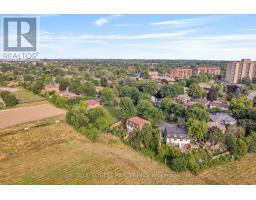 992 EAGLE COURT - 26