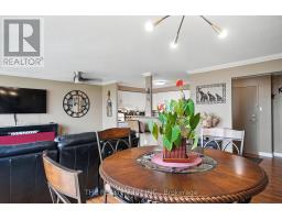 809 - 127 BELMONT DRIVE - 17