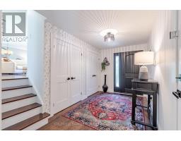 68 HAMPTON CRESCENT - 19
