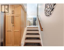 68 HAMPTON CRESCENT - 22
