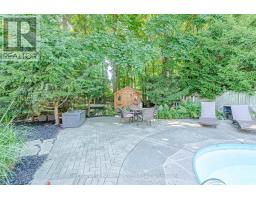 68 HAMPTON CRESCENT - 39
