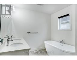 1612 CAPRI CRESCENT - 23