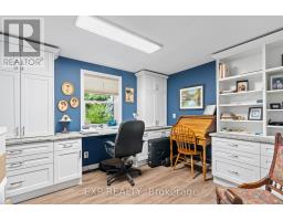 362 SHANNON BOULEVARD - 20