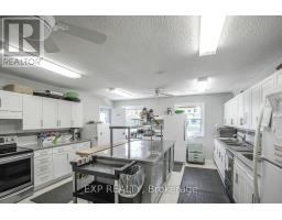 362 SHANNON BOULEVARD - 43