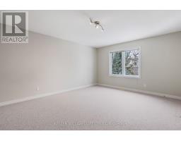 43 - 505 BLUE JAY DRIVE - 18